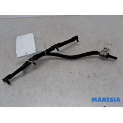 Peugeot - Partner - Fuel return line