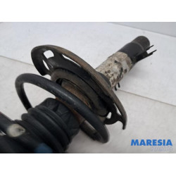 Citroen - C4 Cactus - Front shock absorber rod, right