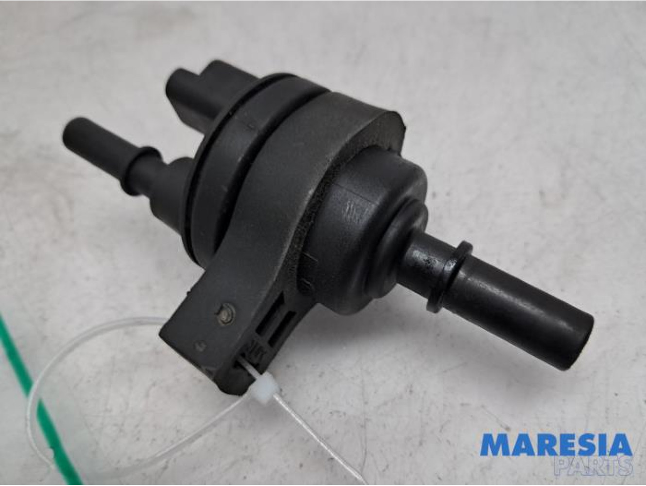 Citroen - C4 Cactus - Vacuum valve