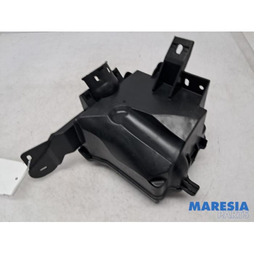 Citroen - C4 Cactus - Fuse box