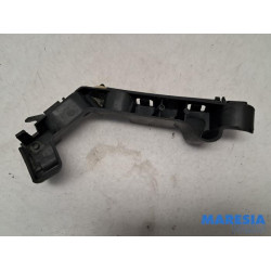 Citroen - C4 Cactus - Rear bumper bracket central