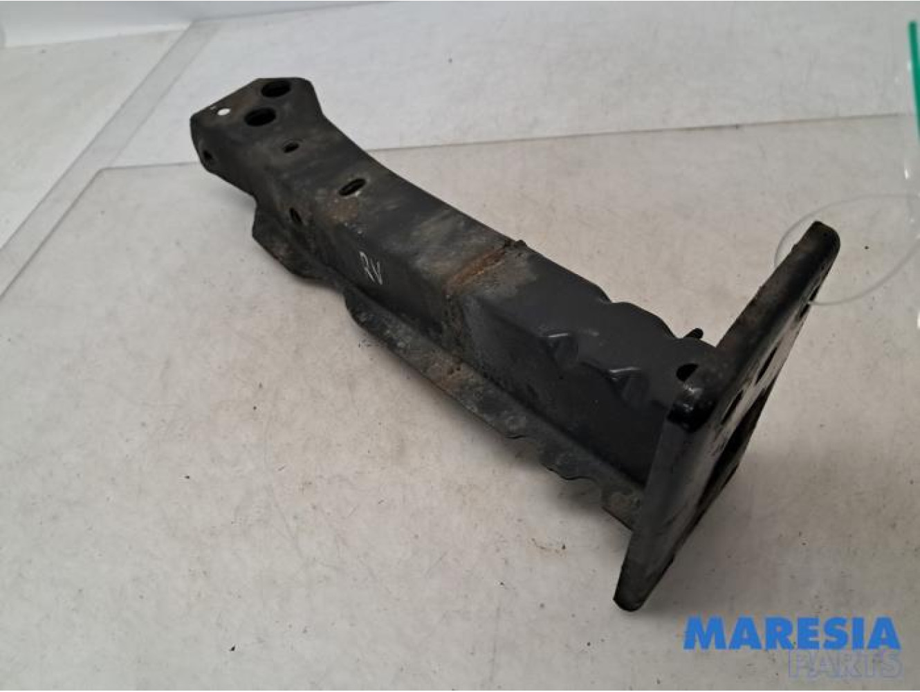 Fiat - 500 - Front part support