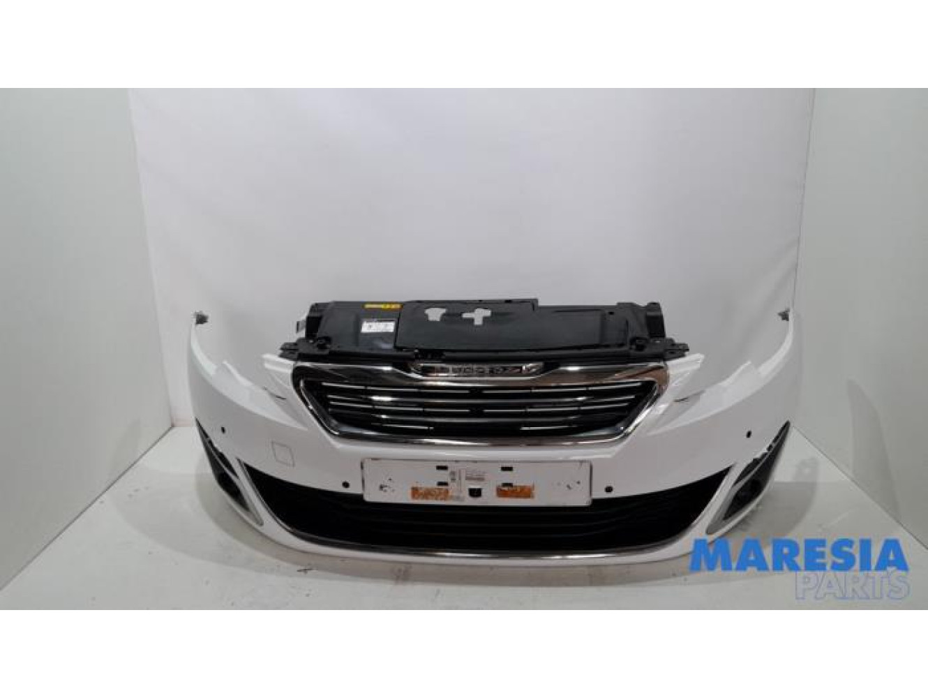 Peugeot - 308 - Front bumper