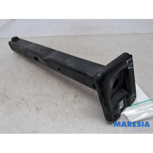 Peugeot - 207 - Support partie avant