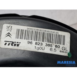 Peugeot - 207 - Brake servo
