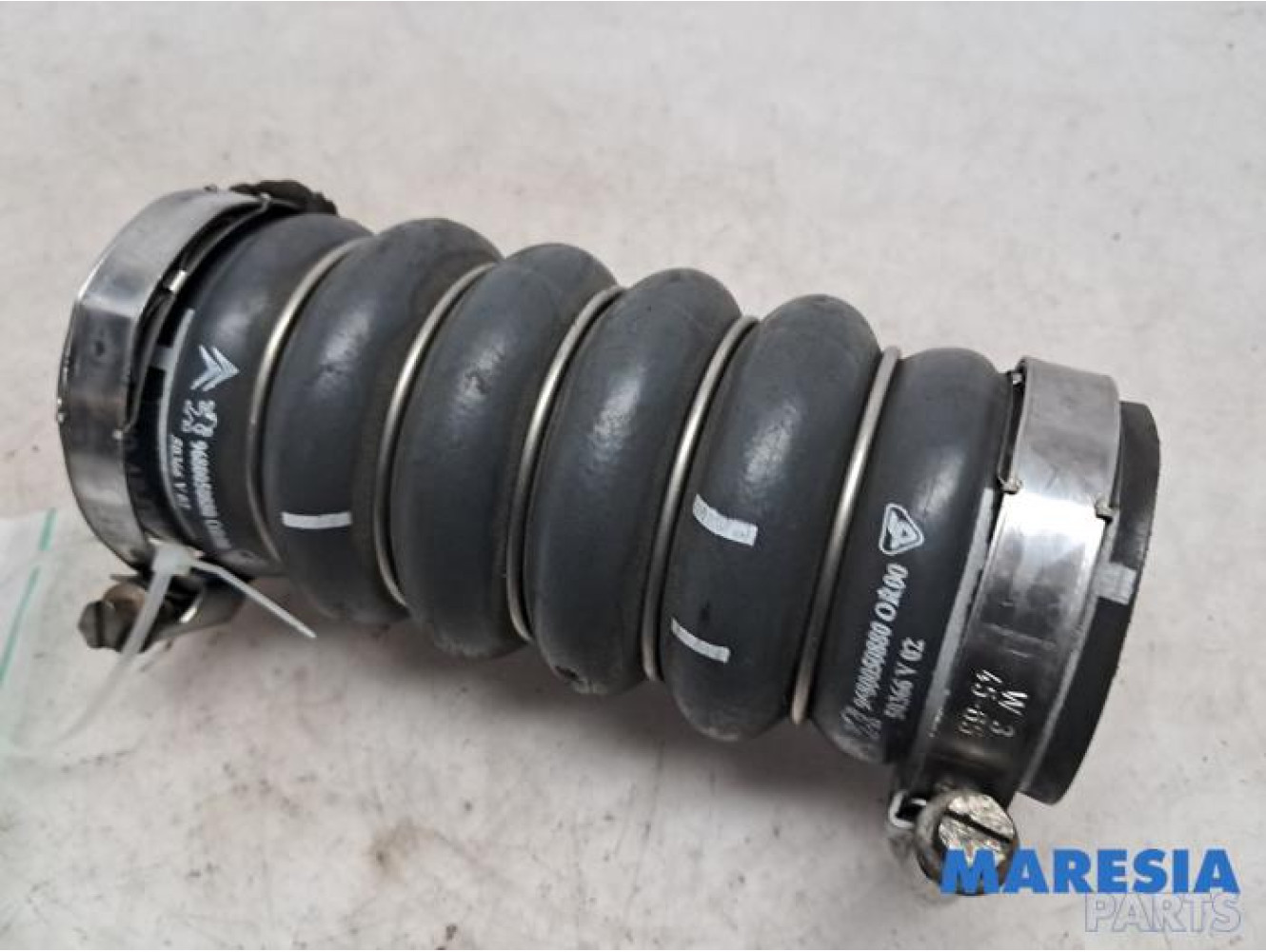 Peugeot - 207 - Intercooler hose
