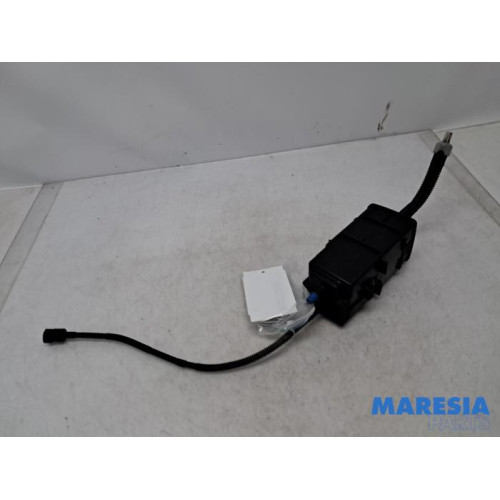 Peugeot - 207 - Carbon filter