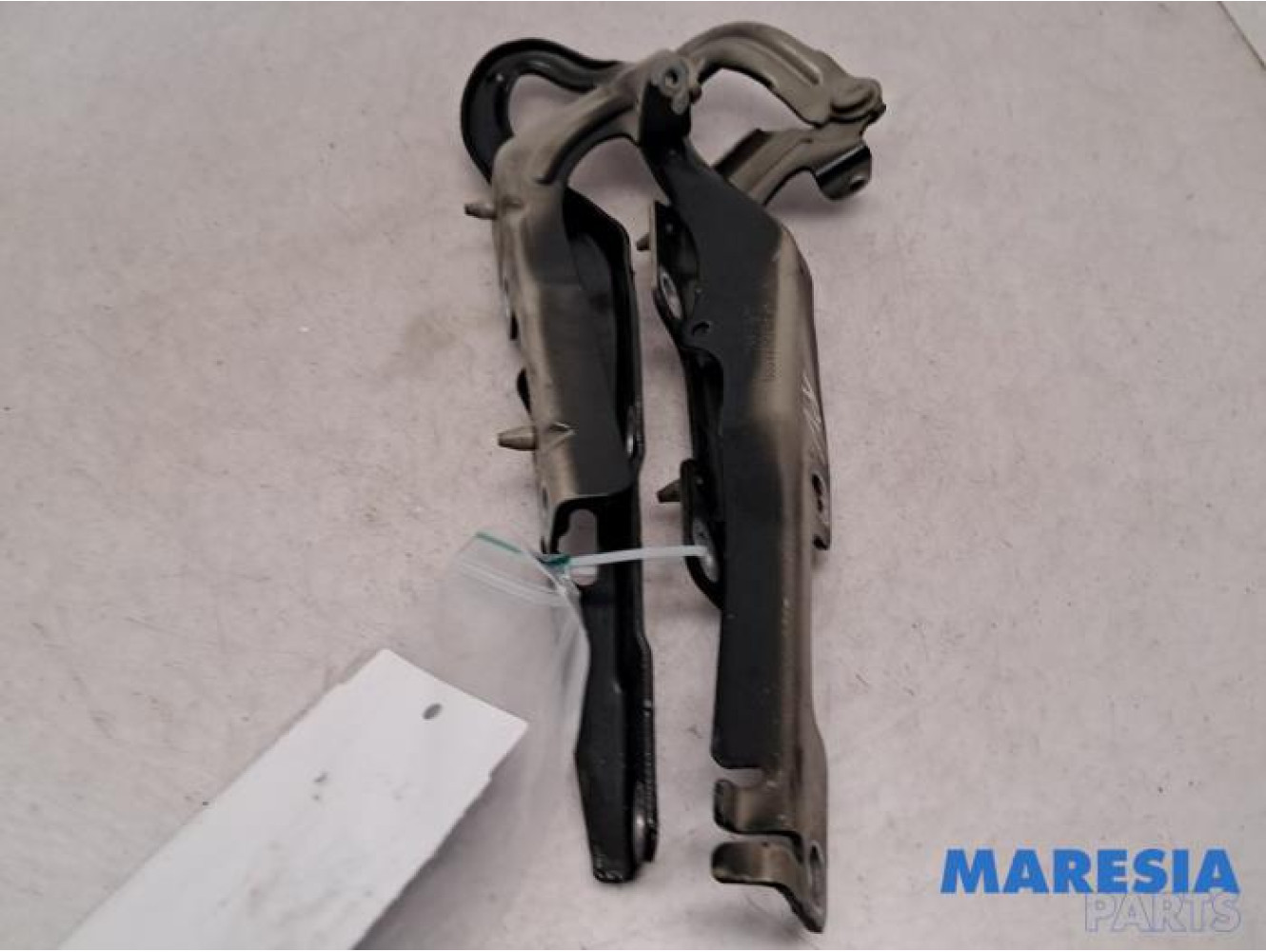Peugeot - 207 - Bonnet Hinge