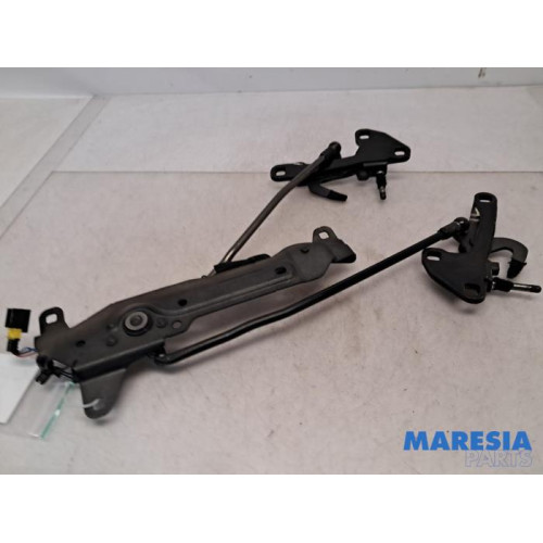 Peugeot - 207 - Convertible lock