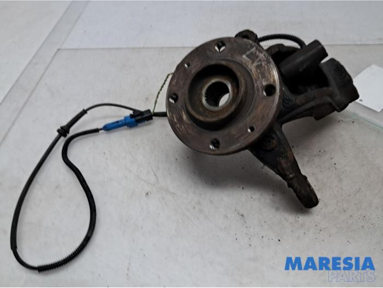 Peugeot - 207 - Achsschenkel links vorne