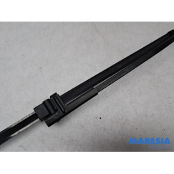 Peugeot - 207 - Front wiper arm
