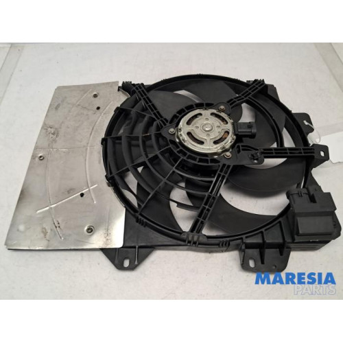 Peugeot - 207 - Fan motor
