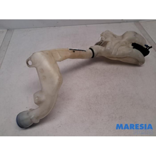 Peugeot - 207 - Front windscreen washer reservoir