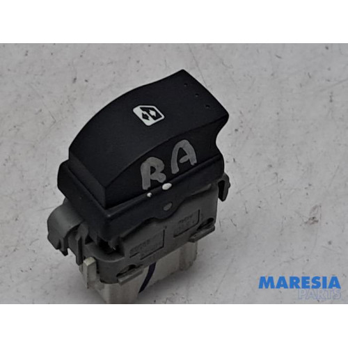 Renault - Espace - Electric window switch