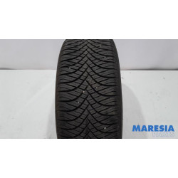 Peugeot - 308 - Tyre