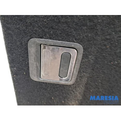 Peugeot - 308 - Coffre tapis