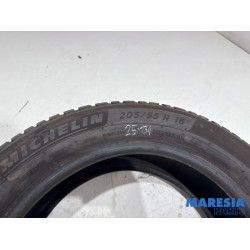 Opel - Astra - Tyre