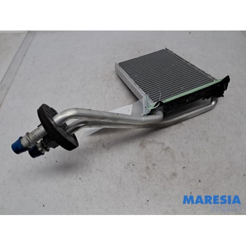 Citroen - DS4 - Heating radiator