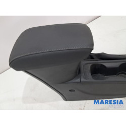 Opel - Astra - Middenconsoles