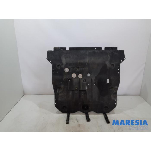 Opel - Astra - Engine protection panel