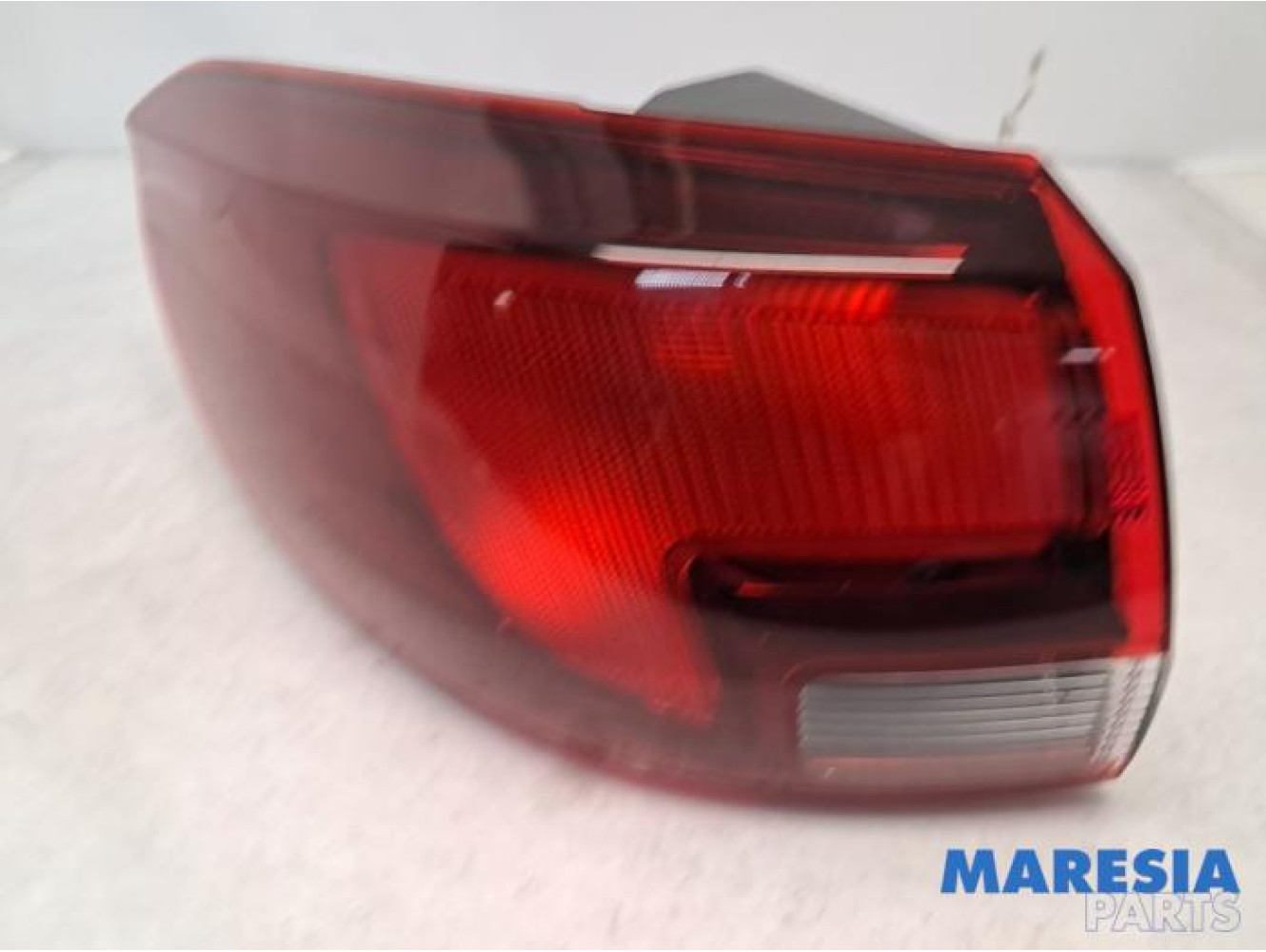 Opel - Astra - Achterlicht links