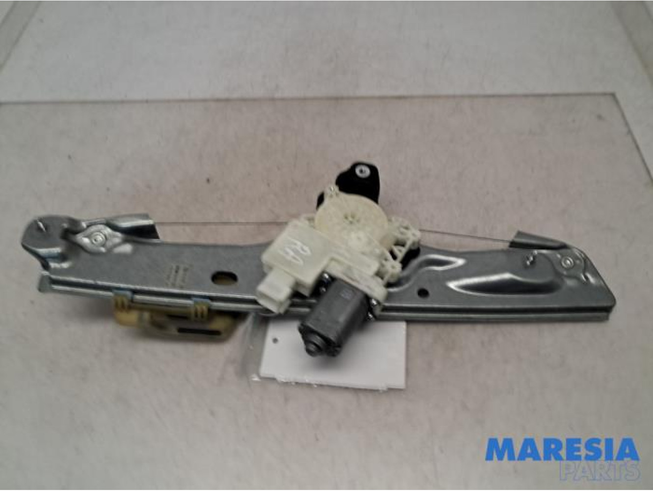 Opel - Astra - Rear door window mechanism 4-door, right