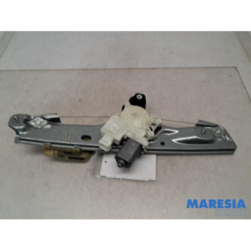 Opel - Astra - Rear door window mechanism 4-door, right