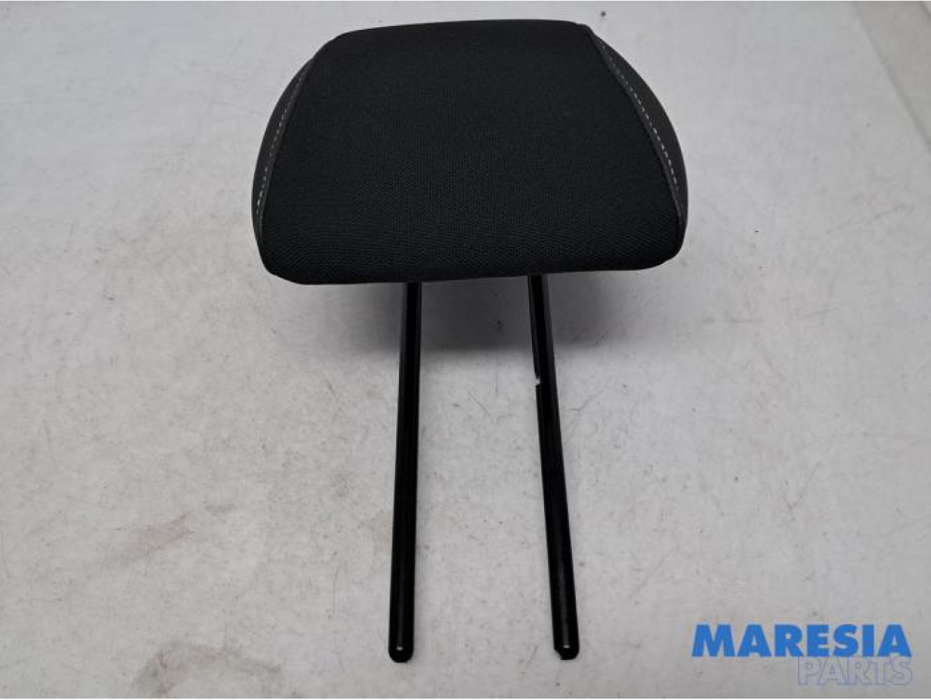 Citroen - C3 - Headrest