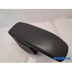 Citroen - C3 - Armrest