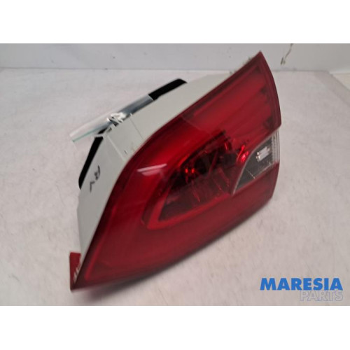 Peugeot - 308 - Taillight, right