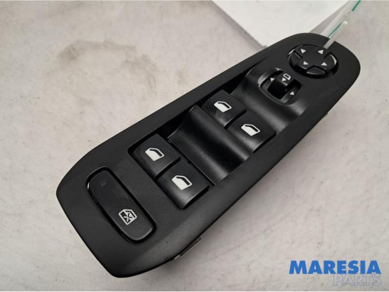 Peugeot - 308 - Multi-functional window switch