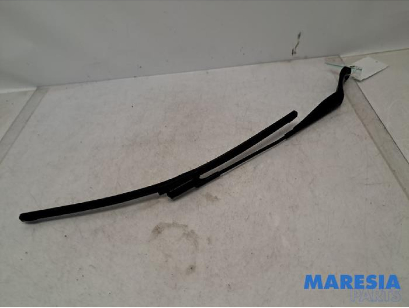 Peugeot - 308 - Front wiper arm