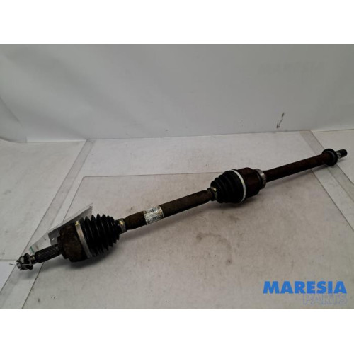 Renault - Megane - Front drive shaft, right