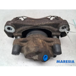 Renault - Megane - Front brake calliper, left