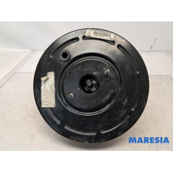 Renault - Megane - Brake servo