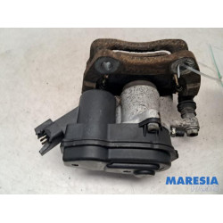 Renault - Megane - Rear brake calliper, right