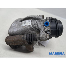 Renault - Megane - Rear brake calliper, right