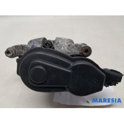 Renault - Megane - Rear brake calliper, right