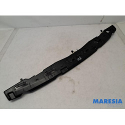 Renault - Megane - Rear bumper bracket central