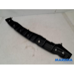Renault - Megane - Rear bumper bracket central
