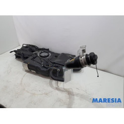 Peugeot - 5008 - Tank