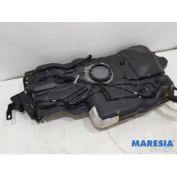Peugeot - 5008 - Tank