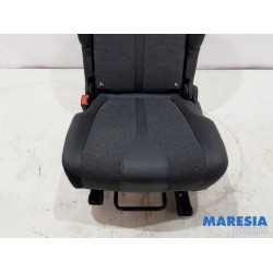 Peugeot - 5008 - Sitz hinten