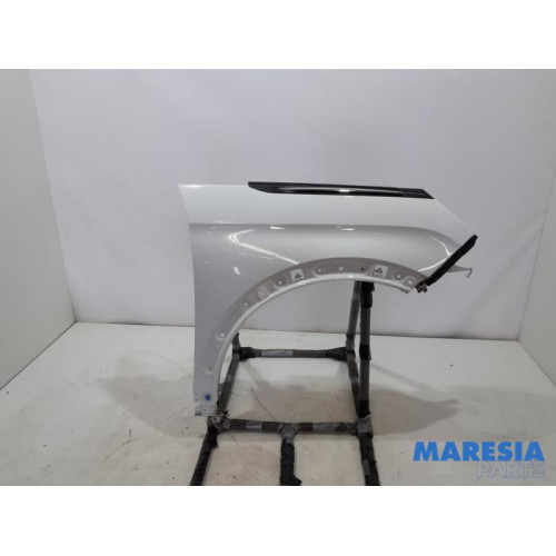 Peugeot - 5008 - Front wing, right