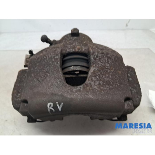Renault - Espace - Front brake calliper, right