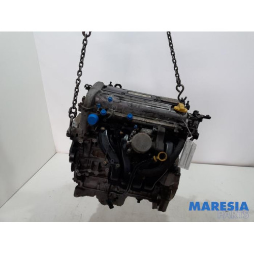 Opel - Zafira - Engine