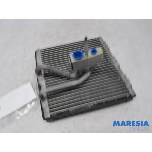 Opel - Astra - Air conditioning vaporiser