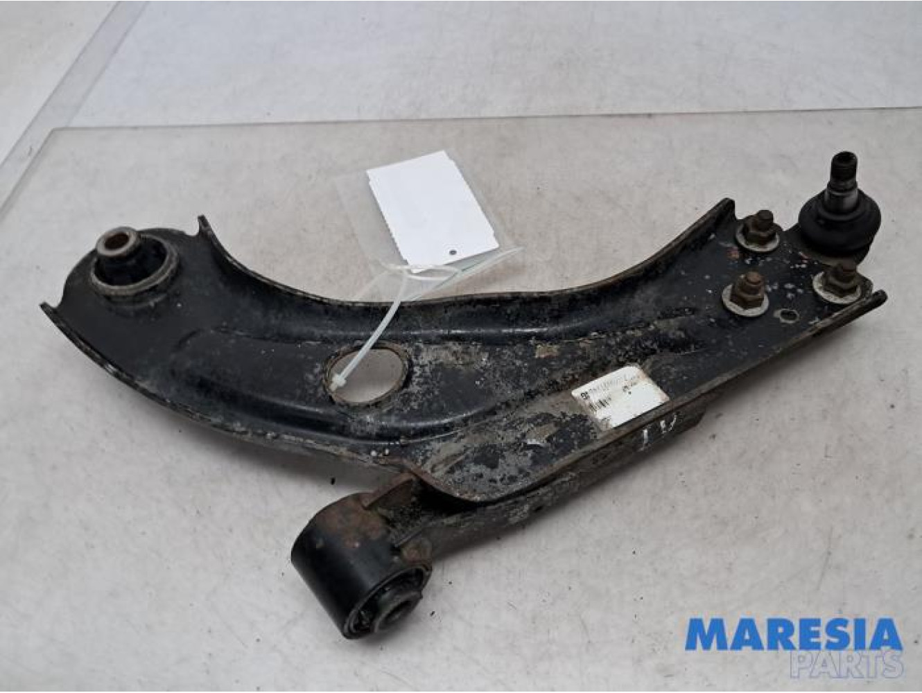 Peugeot - 308 - Querlenker unten links vorne