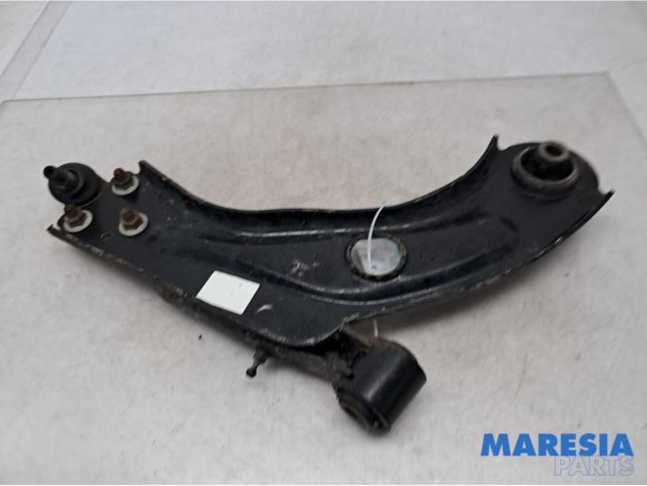 Peugeot - 308 - Front lower wishbone, right