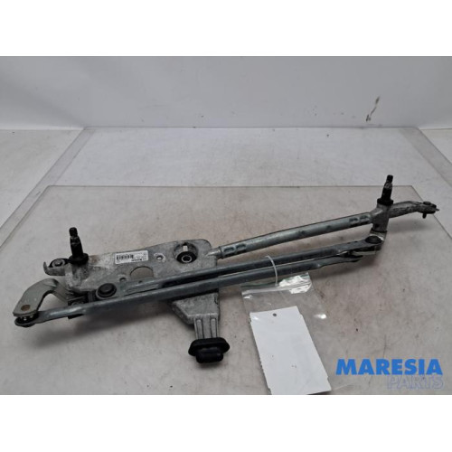 Peugeot - 308 - Wiper mechanism